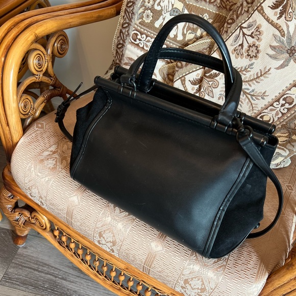 Black Coach Satchel - Picture 7 of 9